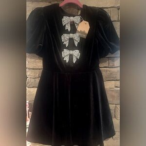 NWT Mainstrip Elegant Black Velvet Mini Dress with Bow Accents! SZ Lg